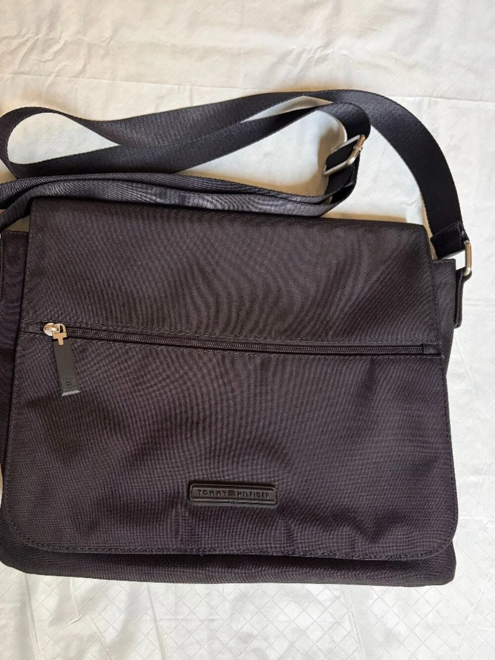 Tommy Hilfiger - Black Messenger Bag - New